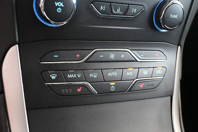 Ford S-MAX (2020) 2.0 BUSINESS Edition Tažné ECO - fotka 17 z 28