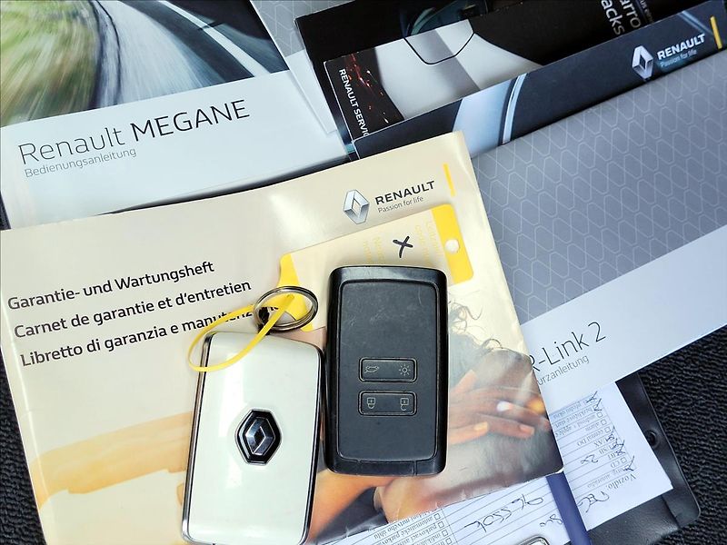 Renault Mégane 1,3 TCe 120kW GT-Line VÝBAVA - fotka 6 z 57