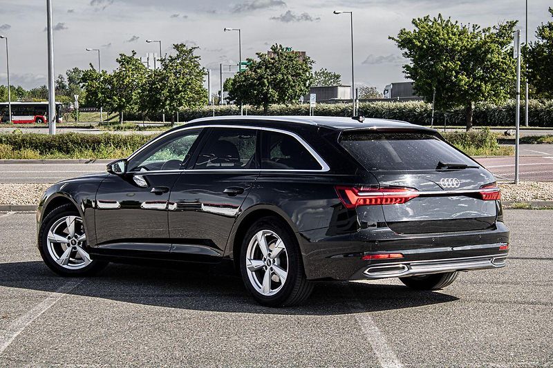 Audi A6 - fotka 8 z 39