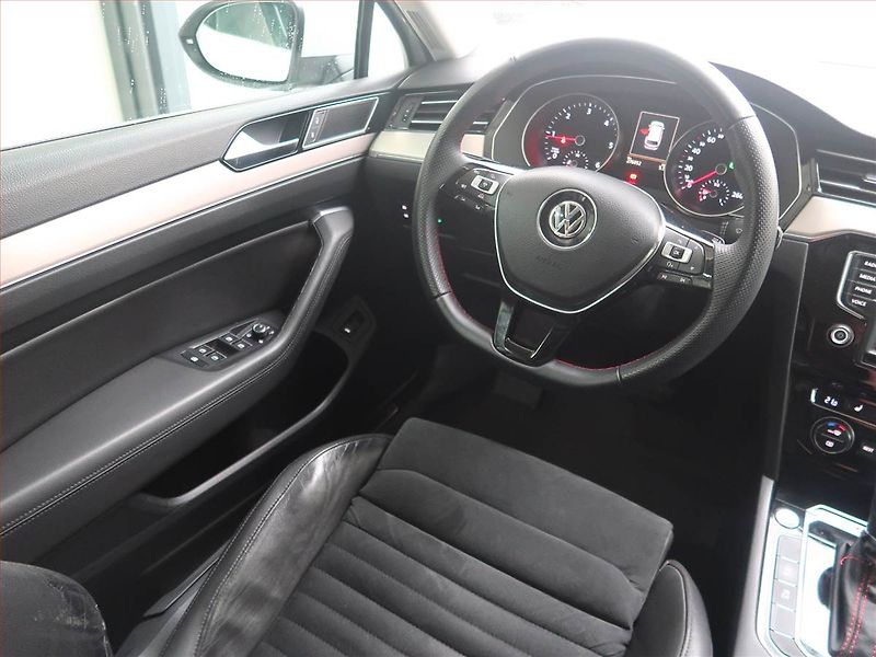 Volkswagen Passat (2015) Highline 2.0 TDI, 4X4 - fotka 7 z 17