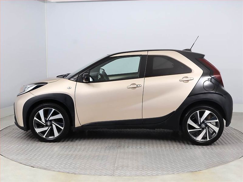 Toyota Aygo (2022) 1.0, ČR,1.maj, Serv.kniha - fotka 3 z 18