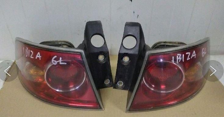 Seat Ibiza 6L, zadní světla - fotka 1 z 1