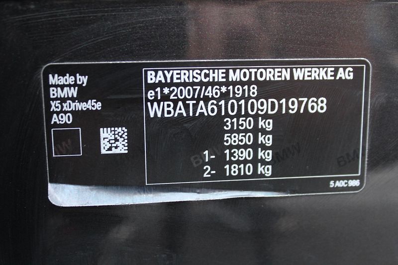 BMW X5 xDrive45e, 290kW - fotka 26 z 26