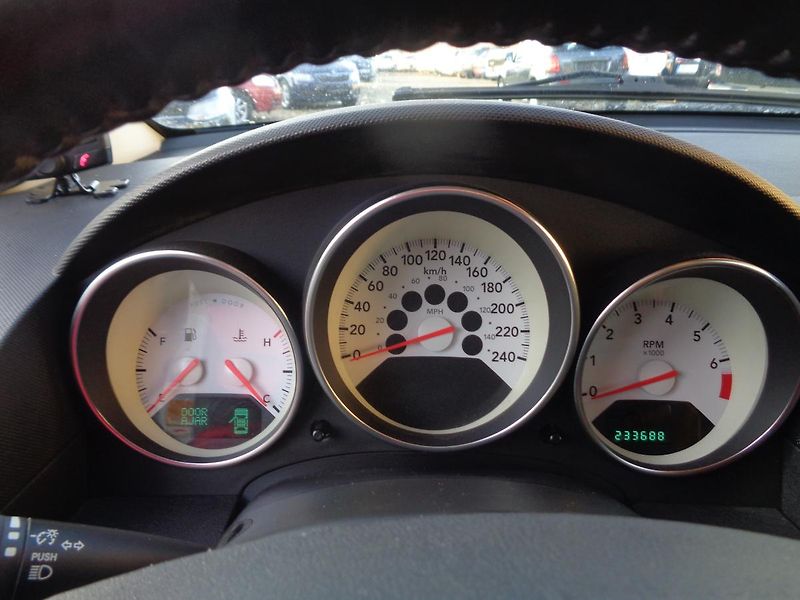 Dodge Caliber 1,8 - fotka 10 z 13