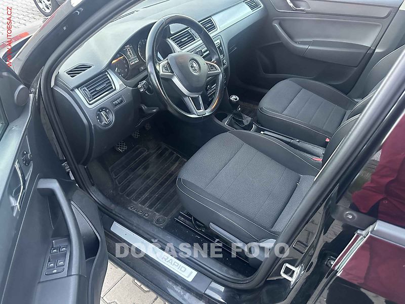 Škoda Rapid (2014) 1.6TDi, autoAC - fotka 3 z 3