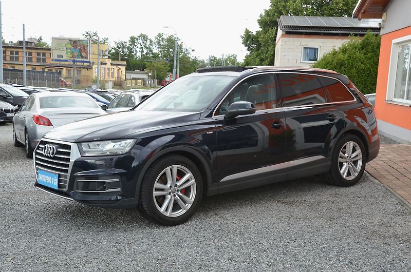 Audi Q7 (2015) 3.0 TDi Quattro S-LINE / ČR - fotka 3 z 47