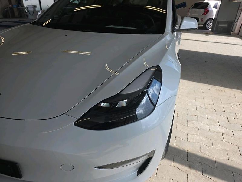 Tesla Model 3 PERFORMANCE 393kw SOH 95,0% - fotka 9 z 11