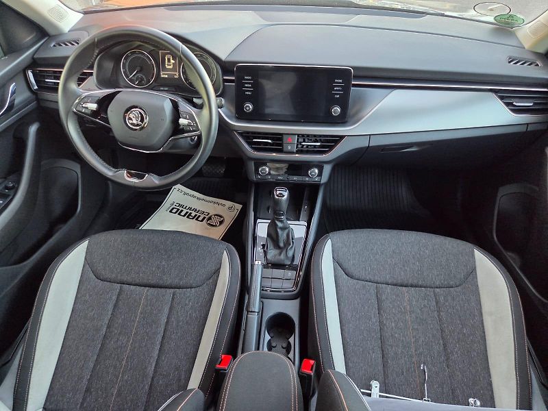 Škoda Kamiq (2021) 1.0 TSI DSG - fotka 7 z 10