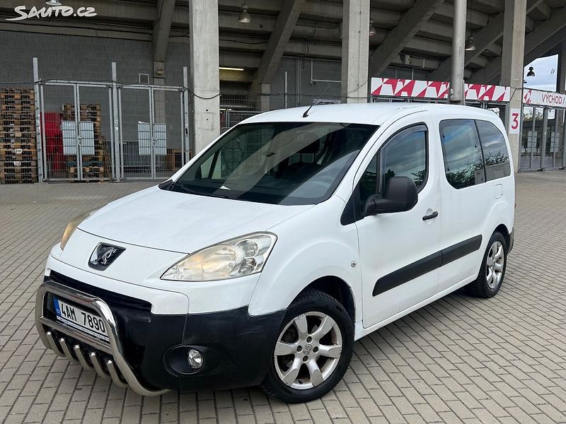 Peugeot Partner (2011) 1.6HDi 55kw 5 míst Tažné - fotka 1 z 15