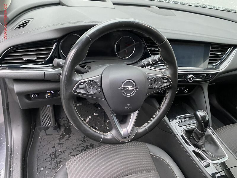 Opel Insignia (2017) 2.0 CDTi, ČR, AC, tempo - fotka 12 z 19