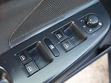 Volkswagen Golf (2010) 1.6 TDi, ČR, autoAC, temp - náhled 16
