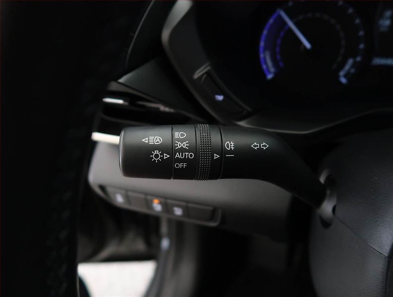 Mazda MX-30 (2023) e-Skyactiv, SoH 95% - fotka 23 z 25