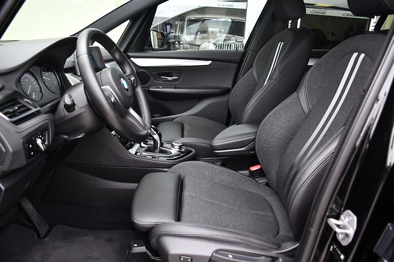 BMW Řada 2 216D GRAN TOURER TAŽNÉ ČR 1.M - fotka 13 z 37