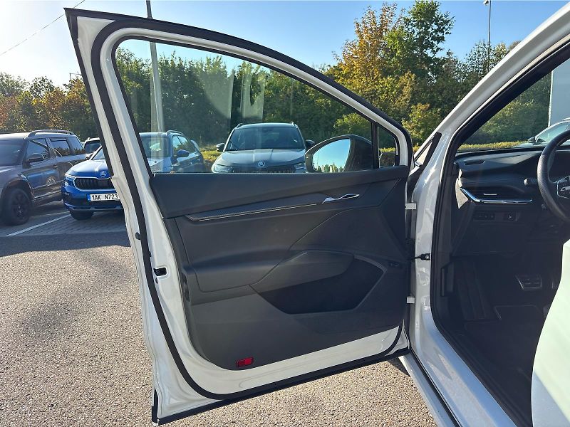Škoda Enyaq iV 80 150 kW 82 kWh SOH 88% TČ - fotka 23 z 30