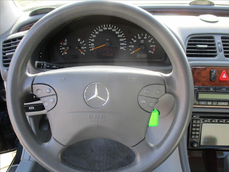 Mercedes-Benz CLK 2,0 i 150kw Kompressor Automat - fotka 14 z 29