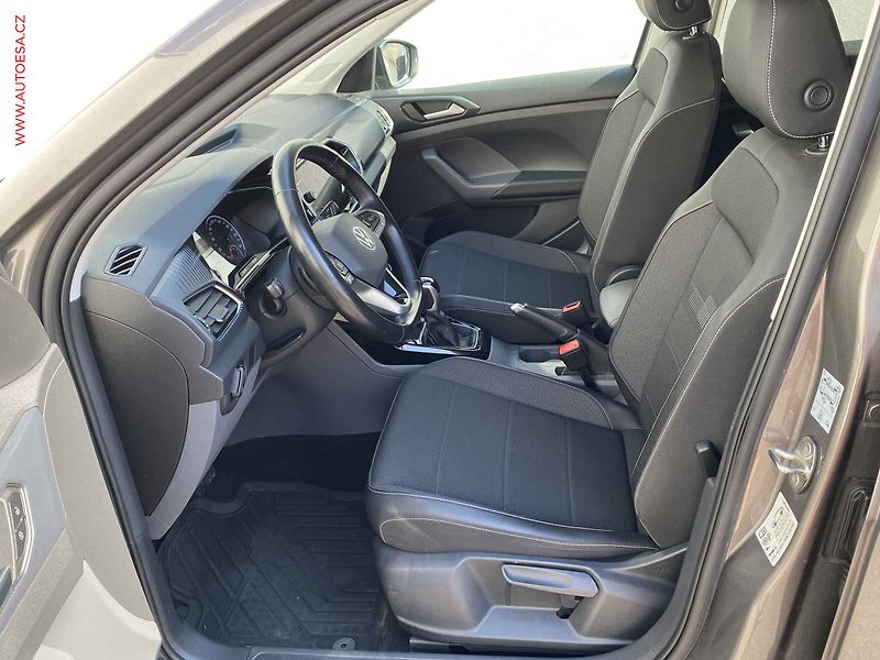 Volkswagen T-Cross (2021) 1.0 TSi, 2.maj,ČR, Style - fotka 9 z 18