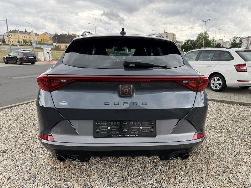 Cupra Formentor VZ 2,0 TSi/180kW - DSG,TZ,.... - fotka 6 z 106