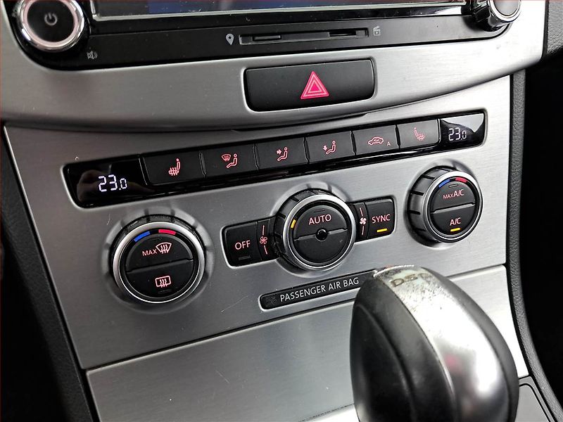 Volkswagen CC (2014) 2.0 TDI, Automat, Serv.kniha - fotka 16 z 20