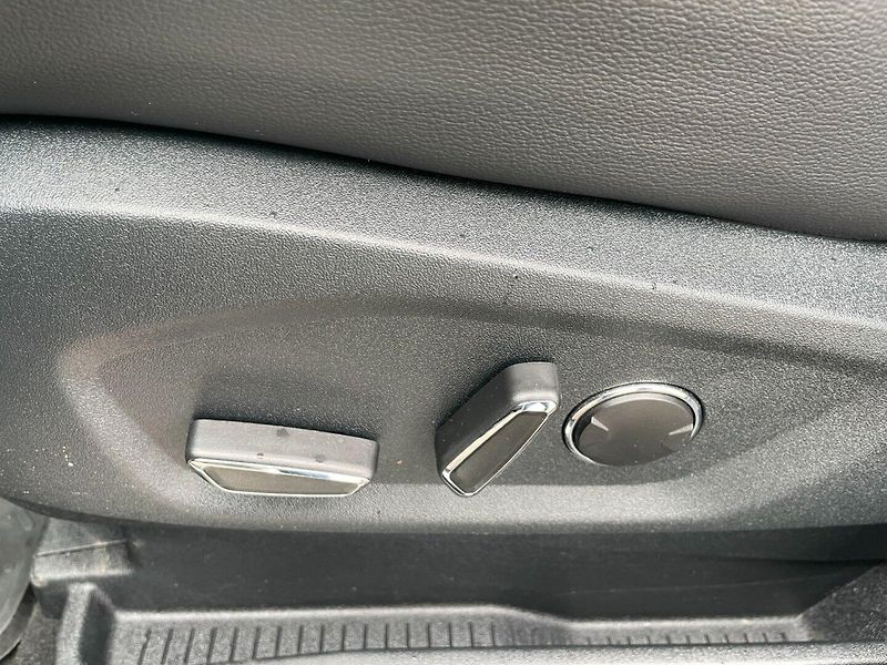 Škoda Rapid (2015) 1.2 TSi 63kW! 2 sady kol! - fotka 20 z 25