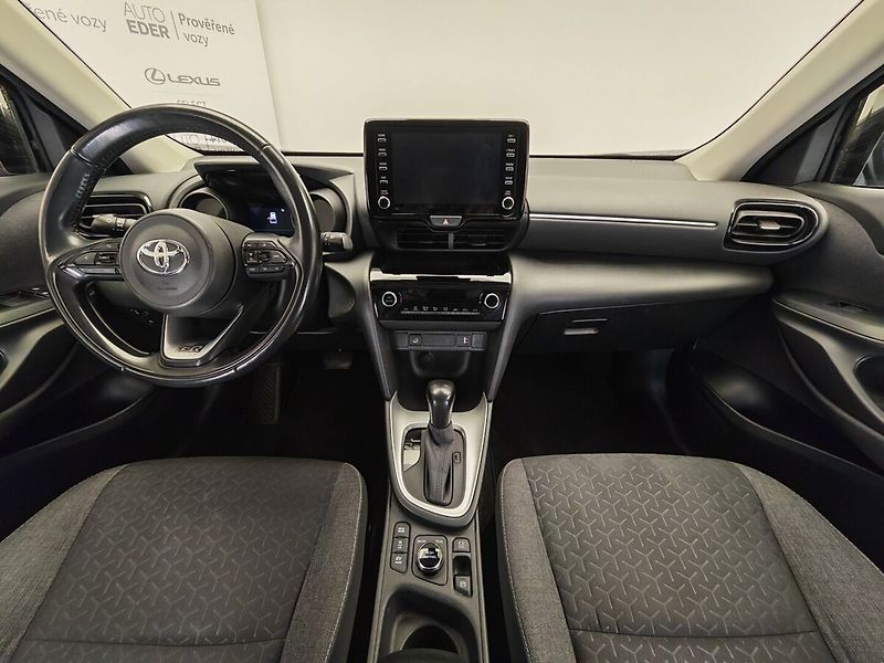 Toyota Yaris Cross 1.5 Hybrid eCVT AWD Comfort - fotka 9 z 31