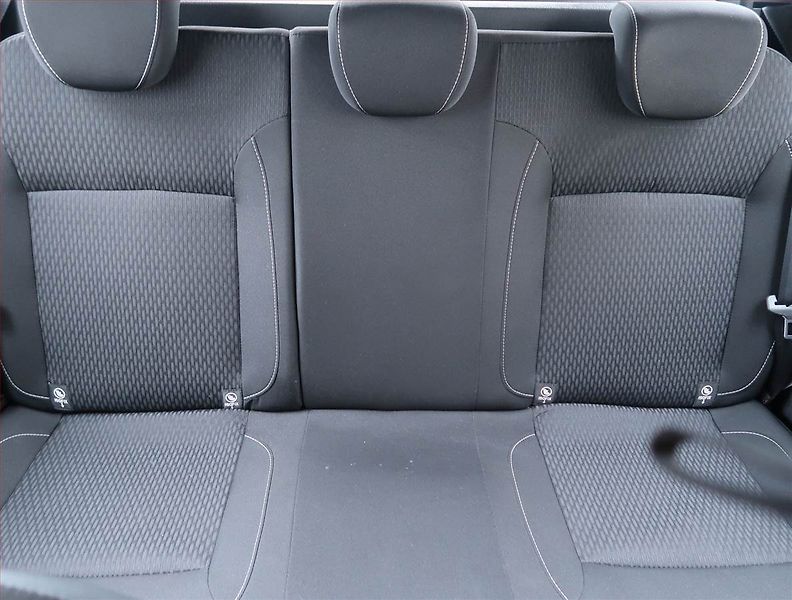 Dacia Logan (2018) 1.0 SCe, ČR,1.maj, Serv.kniha - fotka 10 z 15