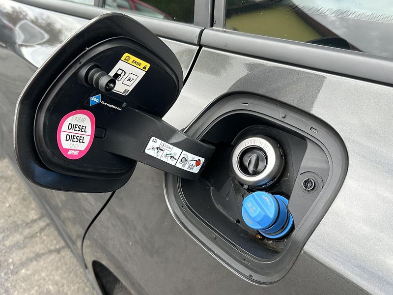 Ford Focus (2024) KOMBI ST LINE 1.5/85kW * LED - fotka 37 z 43