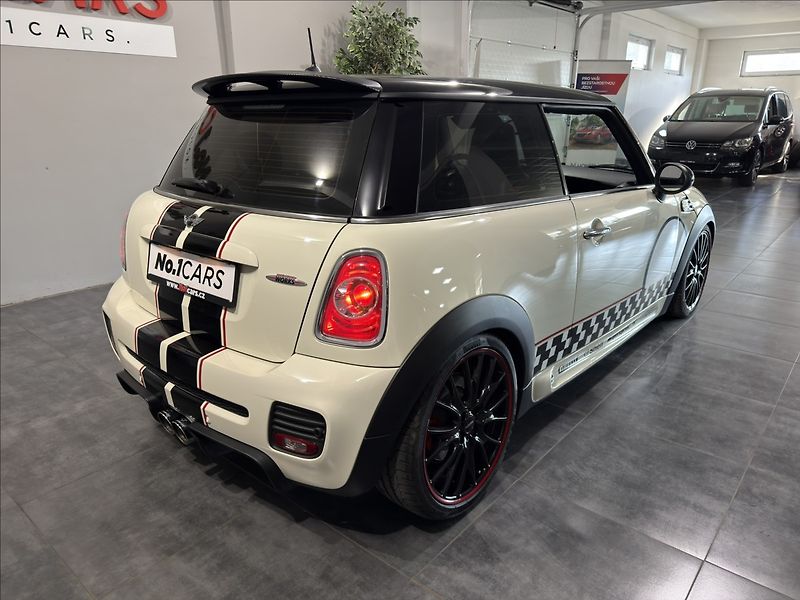 Mini Cooper 1,6   JWC RECARO SUPERSPRINT - fotka 5 z 34