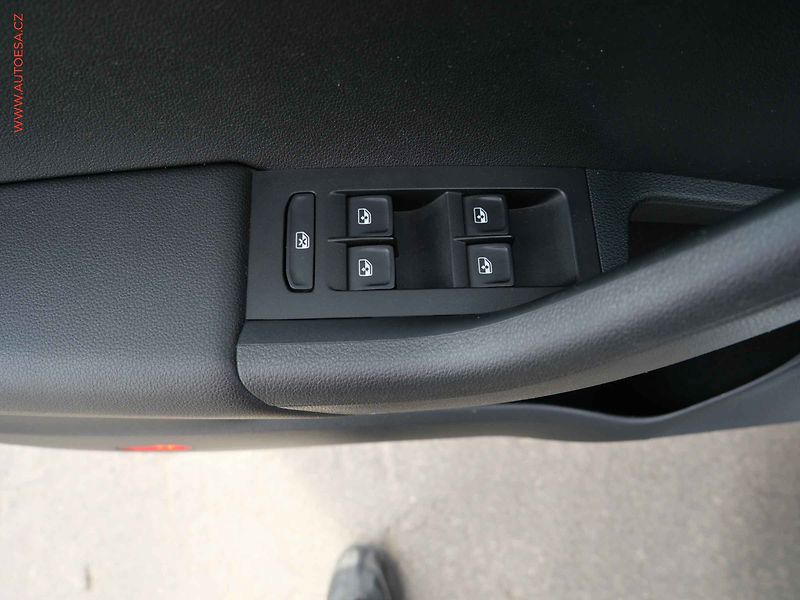 Škoda Octavia (2018) 1.4 TSI, ČR, Style - fotka 14 z 25