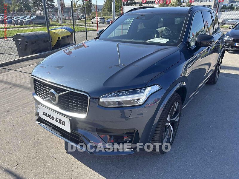 Volvo XC90 (2020) 2.0 4x4, servis.kniha, AT - fotka 1 z 3