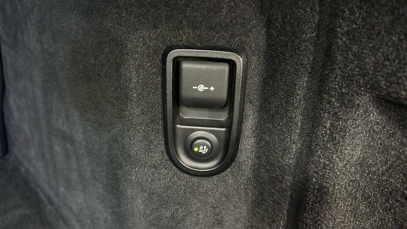 BMW Řada 5 540XD, maximální výbava! - fotka 24 z 62