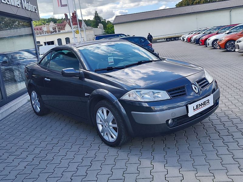 Renault Mégane 2.0 16V/99kW Cabrio - fotka 4 z 36