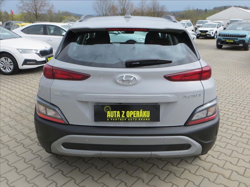Hyundai Kona 1,0 T-GDI Comfort DCT A7 88kW - fotka 6 z 22