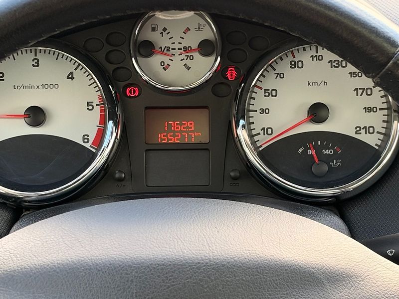 Peugeot 207 (2009) SW 1.6HDi 66kW - fotka 17 z 30