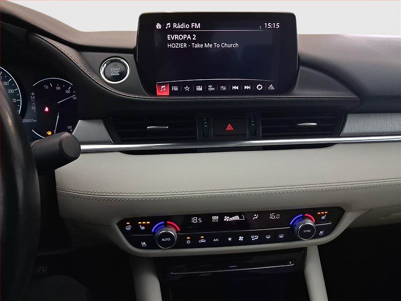 Mazda 6 (2018) 2.2 Skyactiv-D, Serv.kniha - fotka 12 z 18