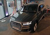 Audi Q7.