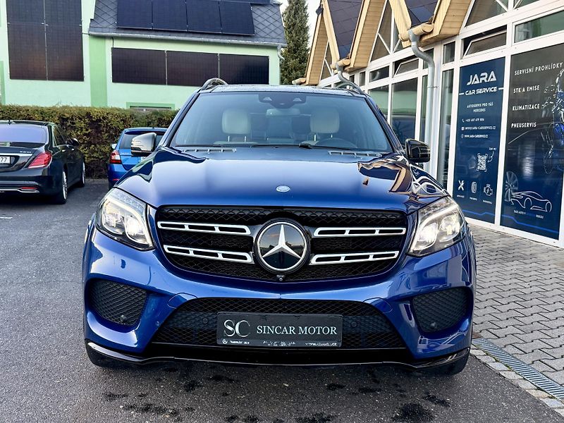 Mercedes-Benz GLS (2016) GLS 500 4Matic Designo  - fotka 2 z 22
