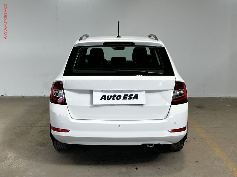 Škoda Fabia (2021) 1.0 TSi, ČR, Style, LED - fotka 5 z 15