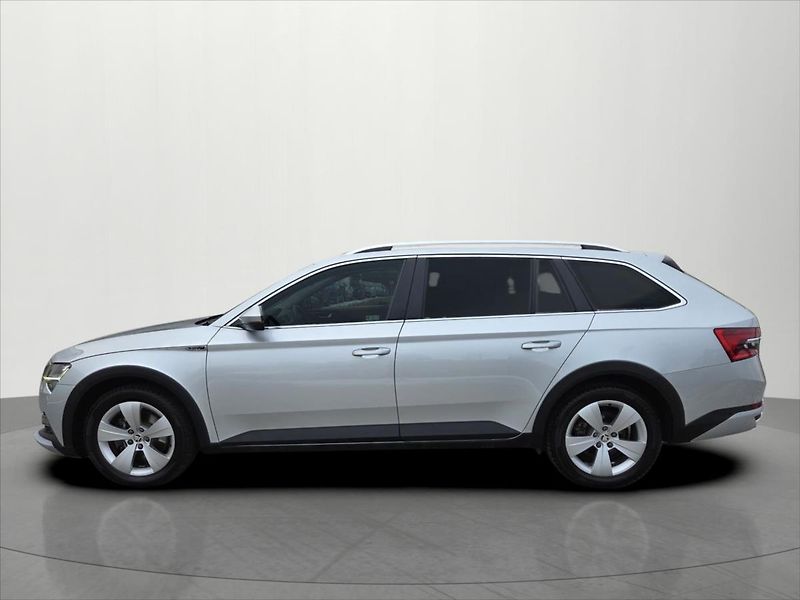 Škoda Superb 2,0 SCOUT 4X4 ČR DPH WEBASTO - fotka 5 z 35