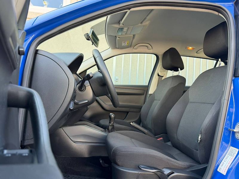 Škoda Fabia Active 1,0 TSI 70 kW 5° MP - fotka 8 z 28