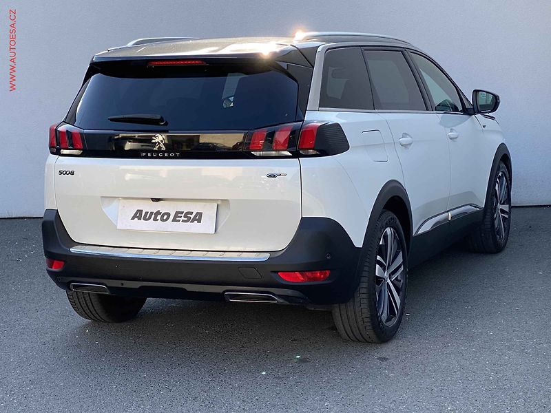 Peugeot 5008 (2018) 2.0 HDI 7míst, 1.maj,ČR - fotka 4 z 17