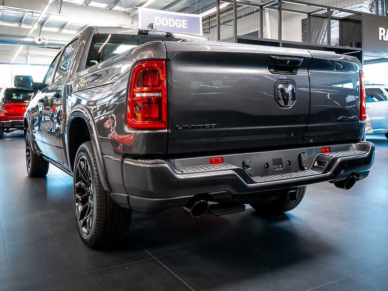 Dodge RAM (2026) 5.7 HEMI V8 Limited 2026 - fotka 3 z 50