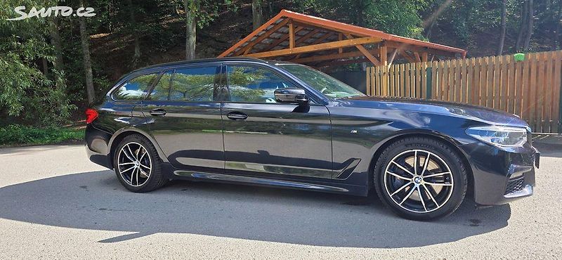 BMW Řada 5 (2018) BMW 540i Touring G31 - fotka 3 z 7