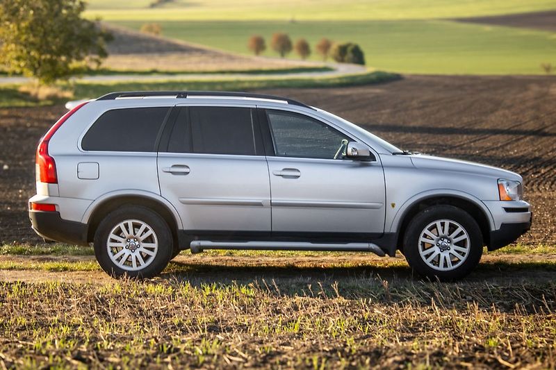 Volvo XC90 DVD, nezávislé topení, tažné. - fotka 4 z 43