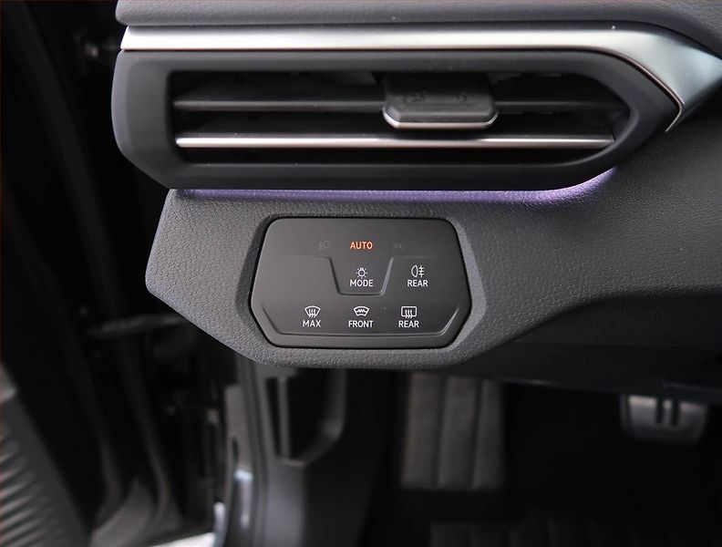 Volkswagen ID.4 (2020) Pro Perf. (82 kWh), SoH 93% - fotka 26 z 28