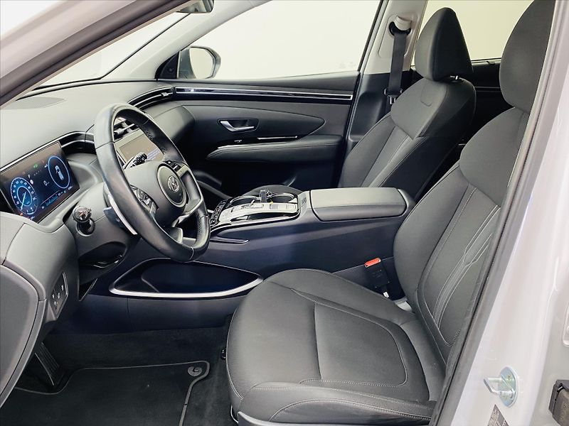 Hyundai Tucson 1,6 T-GDi MHEV 132kW 4x4 - fotka 5 z 28