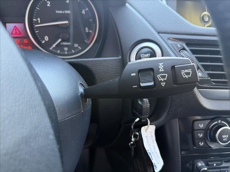BMW X1 2,0 20d xDrive NAVI XENON - fotka 32 z 37