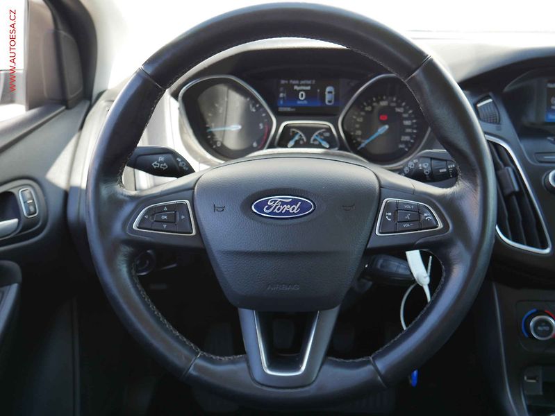 Ford Focus (2015) 1.5TDCi, 2.maj,ČR, servis - fotka 12 z 18