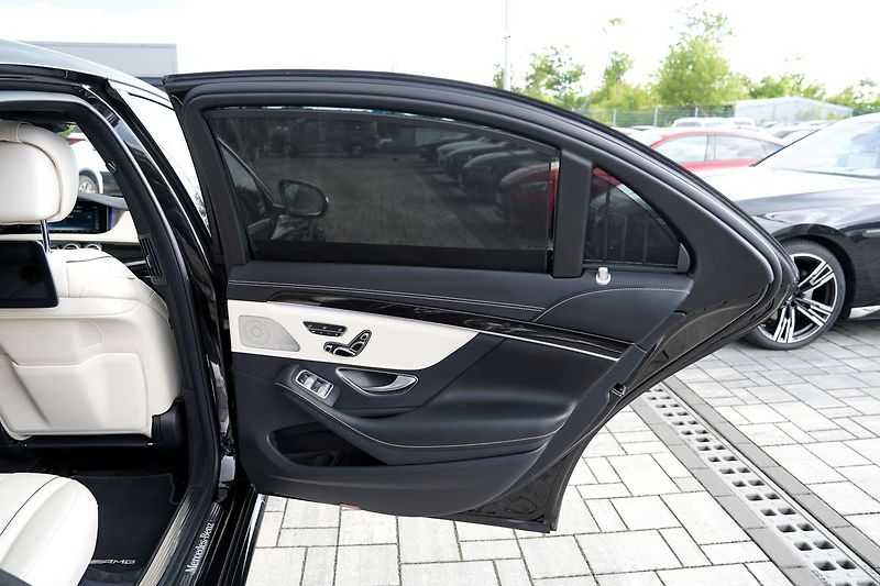 Mercedes-Benz Třídy S S 350d Long 4matic AMG TV - fotka 19 z 50