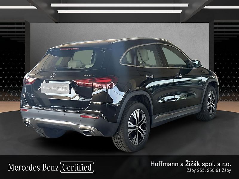 Mercedes-Benz GLA 200d 4MATIC - fotka 5 z 19