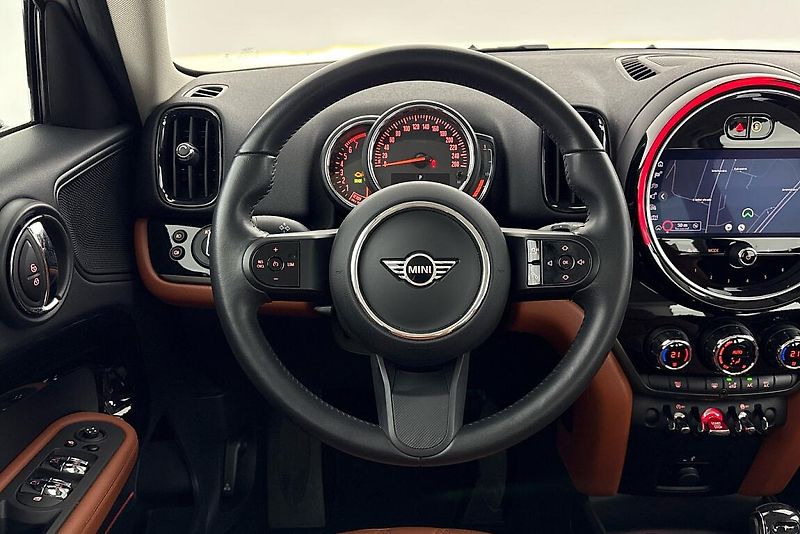 Mini Countryman Cooper - fotka 18 z 22